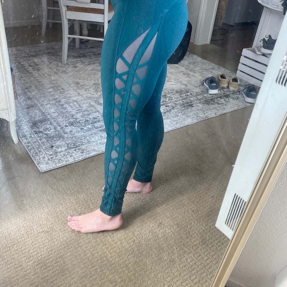 Lululemon Wunder Under